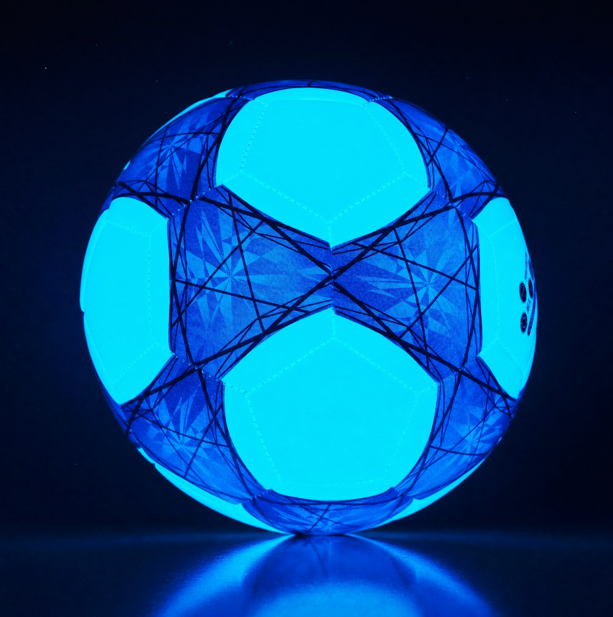 Feetklub™ | Glowing Soccer Ball